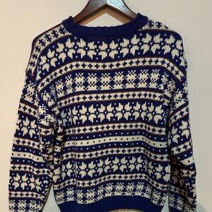 Eddie Bauer Blue and White Knit Sweater